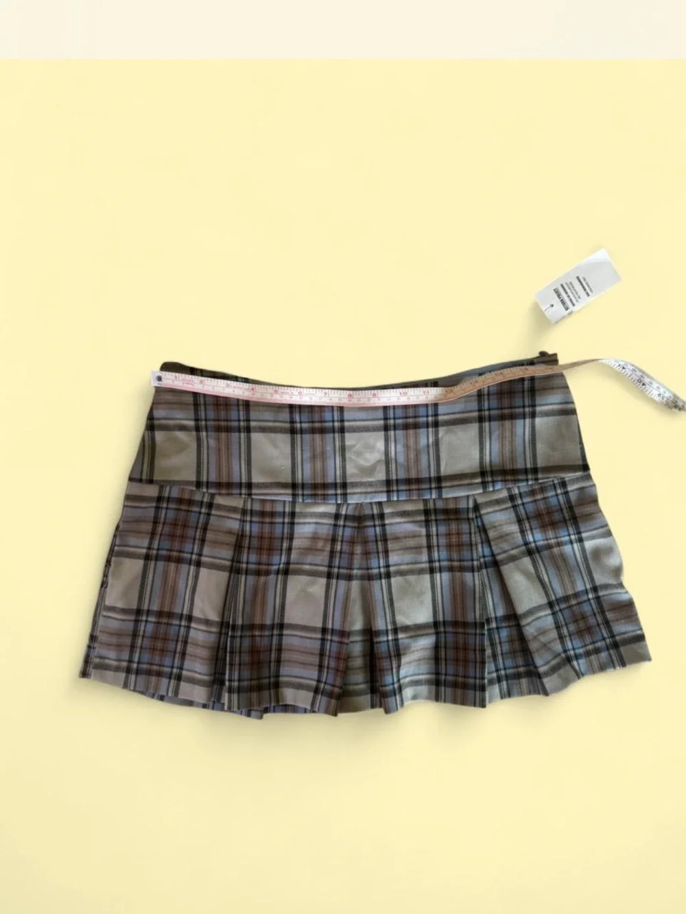 Charlotte Russe Gray Plaid Pleated Mini Skirt with Blue Accents - Picture 1 of 4